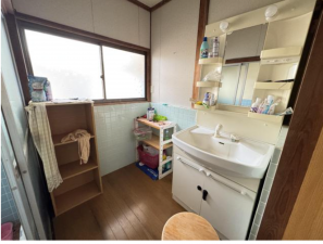 福山市新市町大字新市、中古一戸建ての洗面画像です