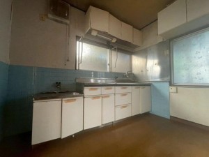 福山市千代田町、中古一戸建てのキッチン画像です