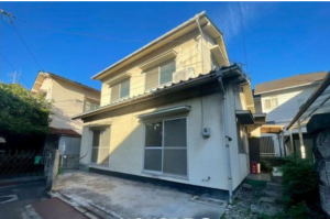 福山市千代田町、中古一戸建ての外観画像です