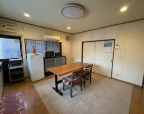 福山市日吉台、中古一戸建ての居間画像です