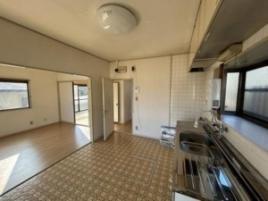 福山市神辺町字道上、中古一戸建てのキッチン画像です