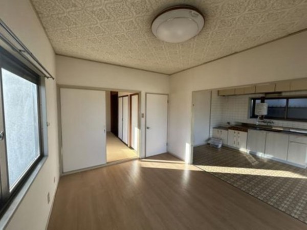 福山市神辺町字道上、中古一戸建てのキッチン画像です