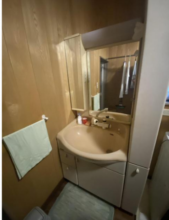 福山市、中古一戸建ての洗面画像です