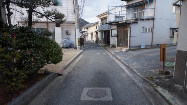 府中市出口町、土地の前面道路を含む現地写真画像です