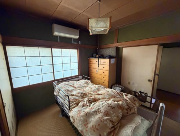 福山市御幸町大字中津原、中古一戸建ての寝室画像です
