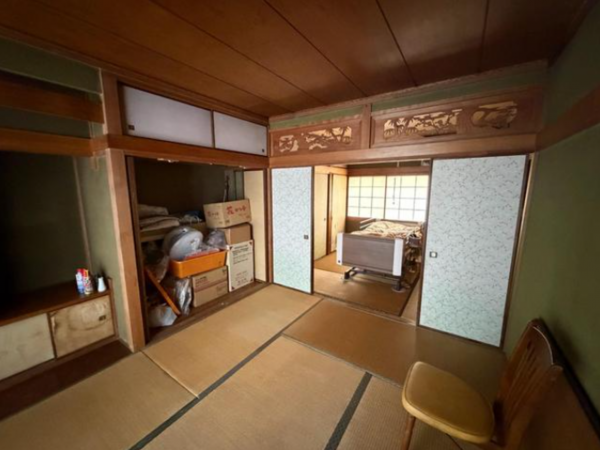 福山市御幸町大字中津原、中古一戸建ての居間画像です