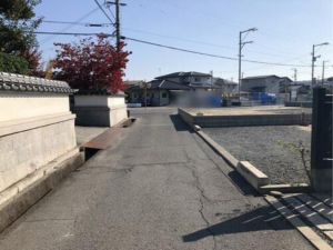 福山市御幸町大字森脇、土地の前面道路を含む現地写真画像です