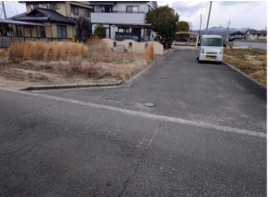福山市駅家町大字倉光、土地の前面道路を含む現地写真画像です