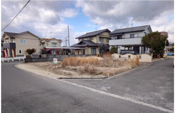 福山市駅家町大字倉光、土地の前面道路を含む現地写真画像です