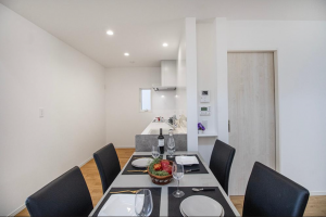 福山市春日町、新築一戸建てのキッチン画像です