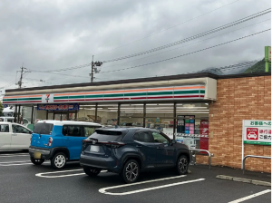 福山市水呑町、新築一戸建てのコンビニ画像です