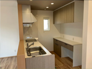 福山市水呑町、新築一戸建てのキッチン画像です