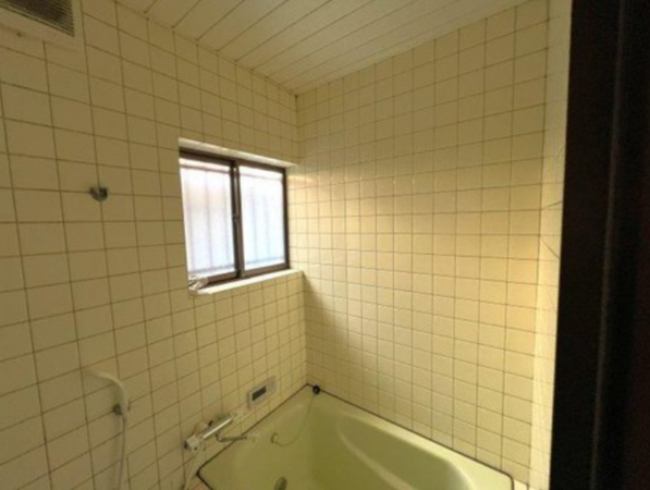 福山市坪生町、中古一戸建ての風呂画像です