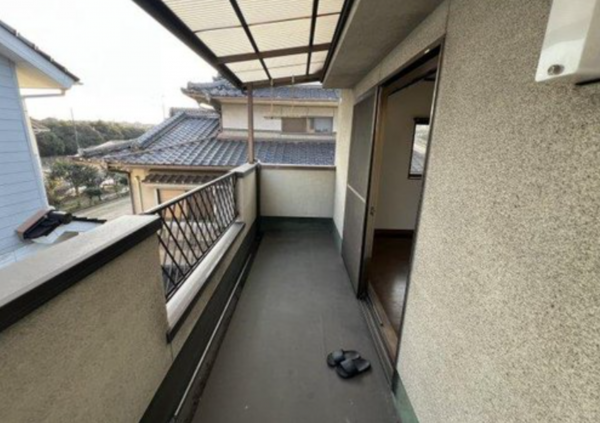 福山市坪生町、中古一戸建てのバルコニー画像です