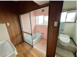 福山市幕山台、中古一戸建てのトイレ画像です