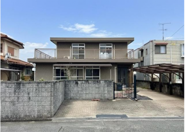福山市幕山台、中古一戸建ての外観画像です