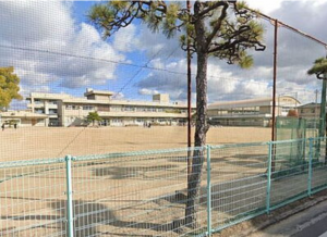 福山市川口町、新築一戸建ての小学校画像です