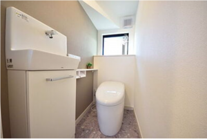 福山市川口町、新築一戸建てのトイレ画像です