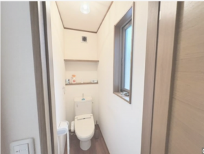 福山市春日町浦上、中古一戸建てのトイレ画像です