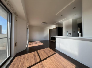 福山市南蔵王町、マンションのキッチン画像です