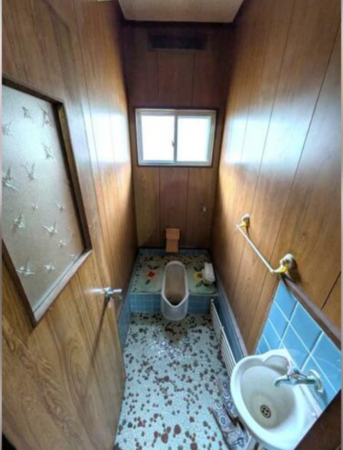 福山市新市町大字上安井、中古一戸建てのトイレ画像です