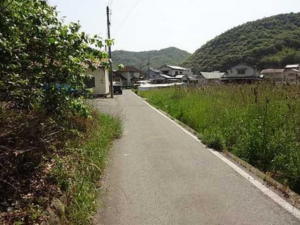 福山市、土地の前面道路を含む現地写真画像です