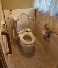 福山市駅家町大字中島、中古一戸建てのトイレ画像です