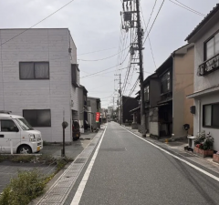 福山市北吉津町、土地の前面道路を含む現地写真画像です