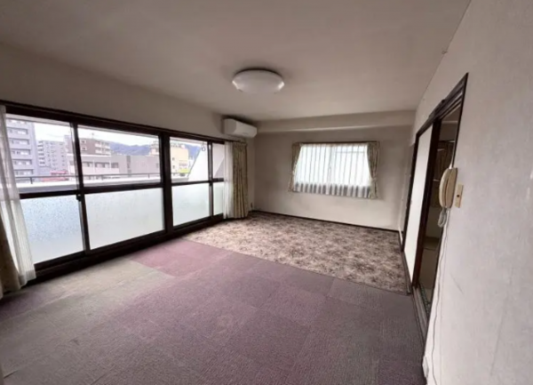 福山市西桜町、マンションの内装画像です