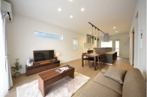 福山市水呑町、新築一戸建ての居間画像です