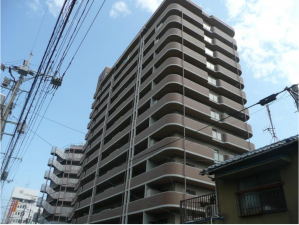 福山市御門町、マンションの外観画像です