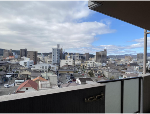 福山市御門町、マンションのバルコニー画像です