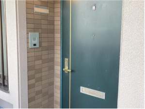 福山市御門町、マンションの玄関画像です