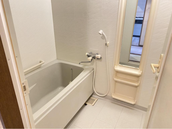 福山市御門町、マンションの風呂画像です