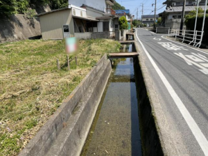 福山市、土地の前面道路を含む現地写真画像です
