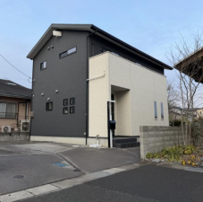 福山市千田町、中古一戸建ての外観画像です