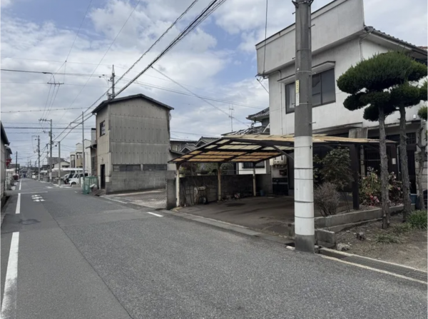 福山市南手城町、土地の前面道路を含む現地写真画像です