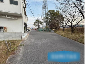 府中市高木町、土地の前面道路を含む現地写真画像です