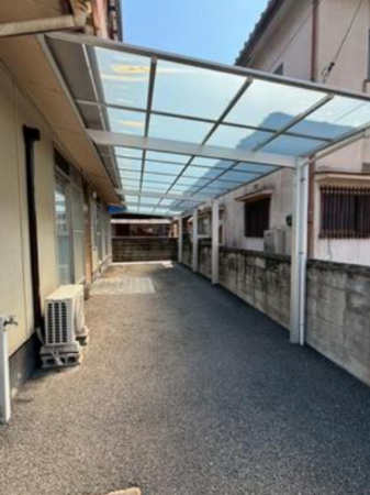 福山市山手町、中古一戸建ての駐車場画像です