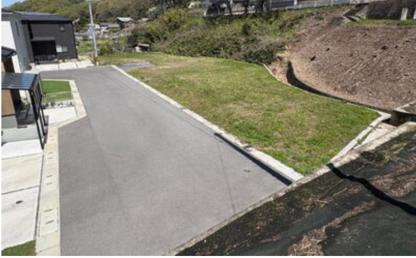 福山市千田町、土地の前面道路を含む現地写真画像です