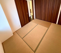 福山市東桜町、マンションの内装画像です