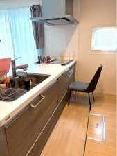 福山市、中古一戸建てのキッチン画像です