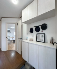 福山市、中古一戸建ての玄関画像です