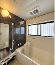 福山市、中古一戸建ての風呂画像です