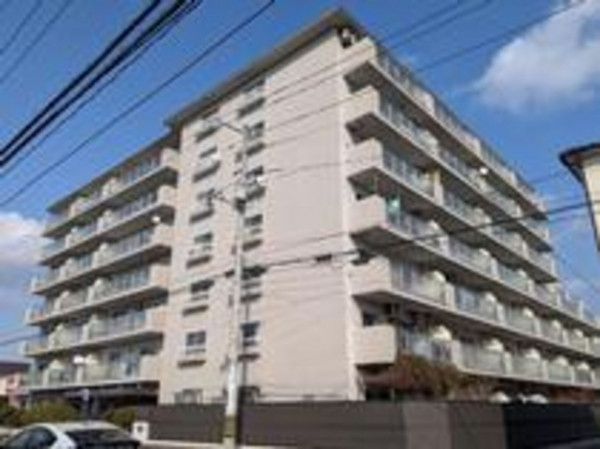福山市西町、マンションの外観画像です