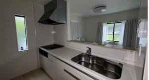 福山市、中古一戸建てのキッチン画像です