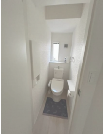 福山市、中古一戸建てのトイレ画像です