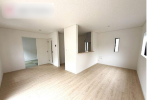 福山市、新築一戸建ての居間画像です