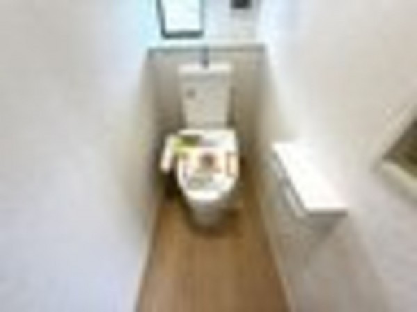 福山市、新築一戸建てのトイレ画像です