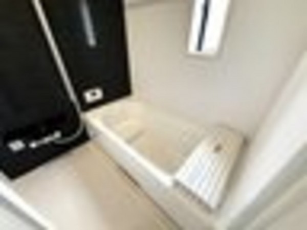 福山市、新築一戸建ての風呂画像です